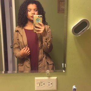 Meet your Posher, Jillian